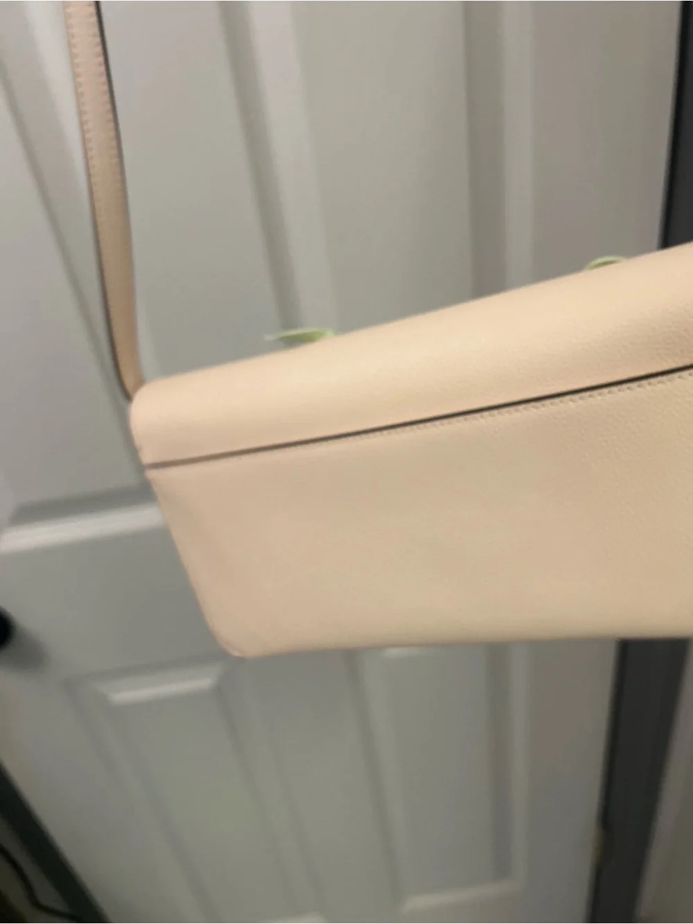 NWOT KATE SPADE floral appliqué leather crossbody bag.